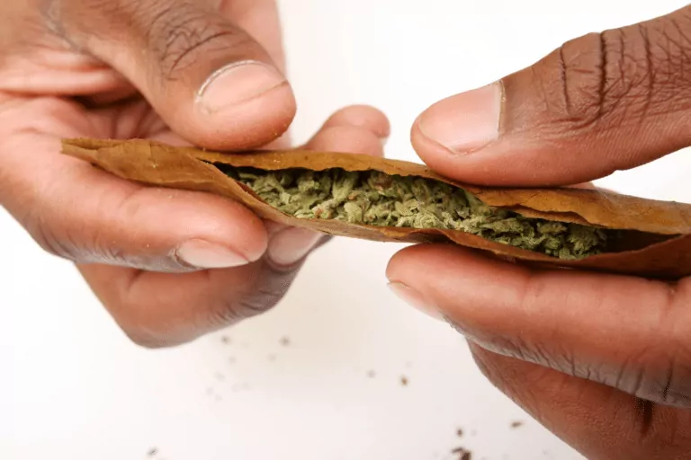 Are There Health Risks When Smoking Blunts? 